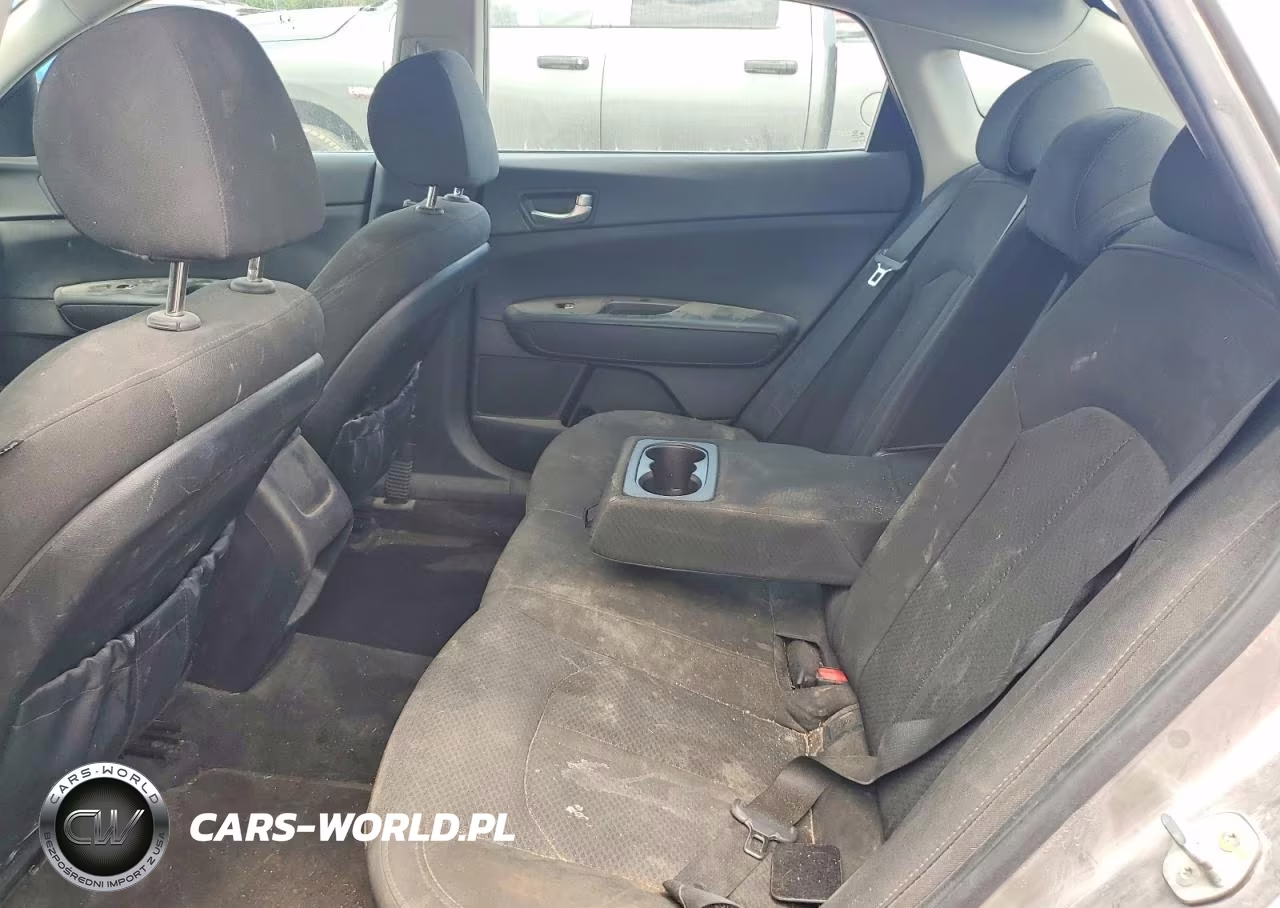 2017 Kia Optima Lx VIN:5XXGT4L31HG148896 - 10