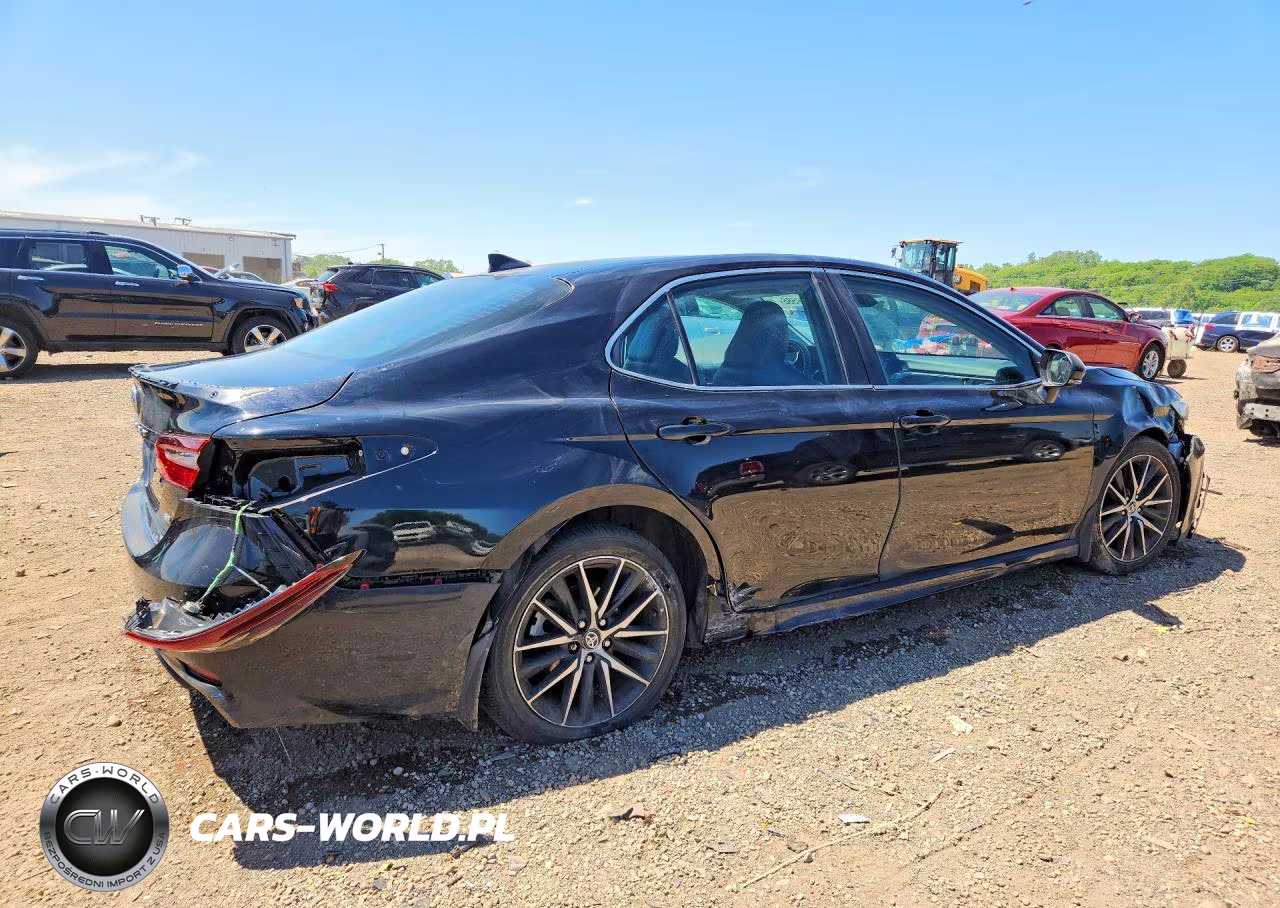 2023 Toyota Camry Se VIN:4T1T11AK0PU773615 - 3
