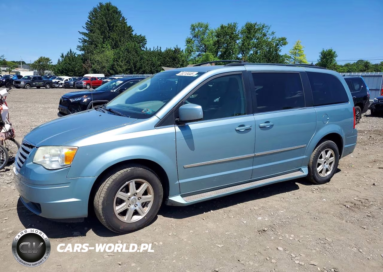 2009 Chrysler Town & Country Touring
