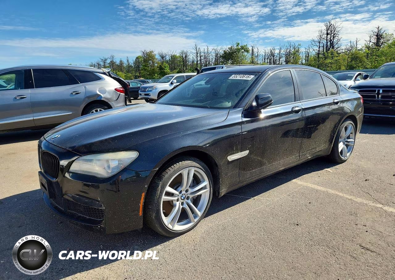 2012 BMW 750 Xi