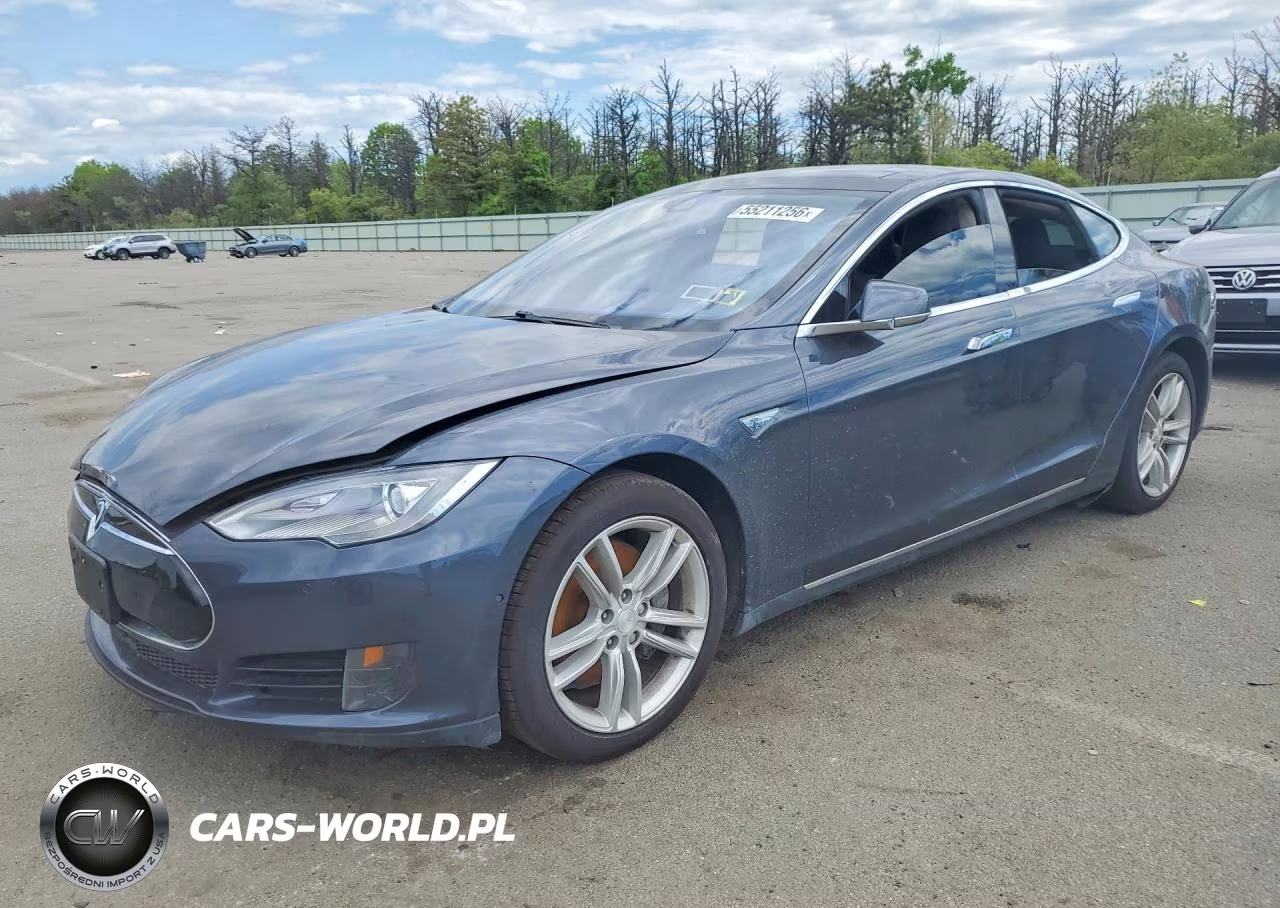 2015 Tesla Model S