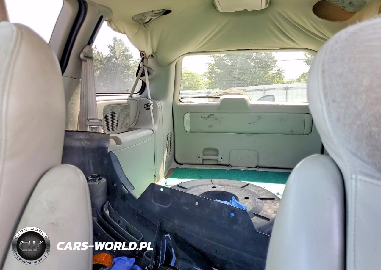 2005 Chrysler Town & Country Limited VIN:2C8GP64L55R229609 - 11