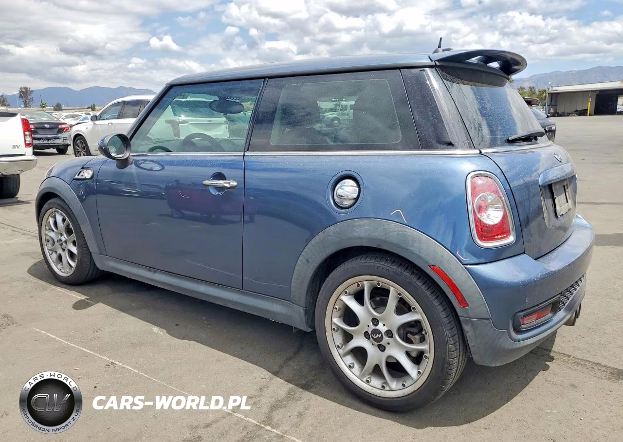 2011 Mini Cooper S VIN:WMWSV3C52BTY12434 - 2