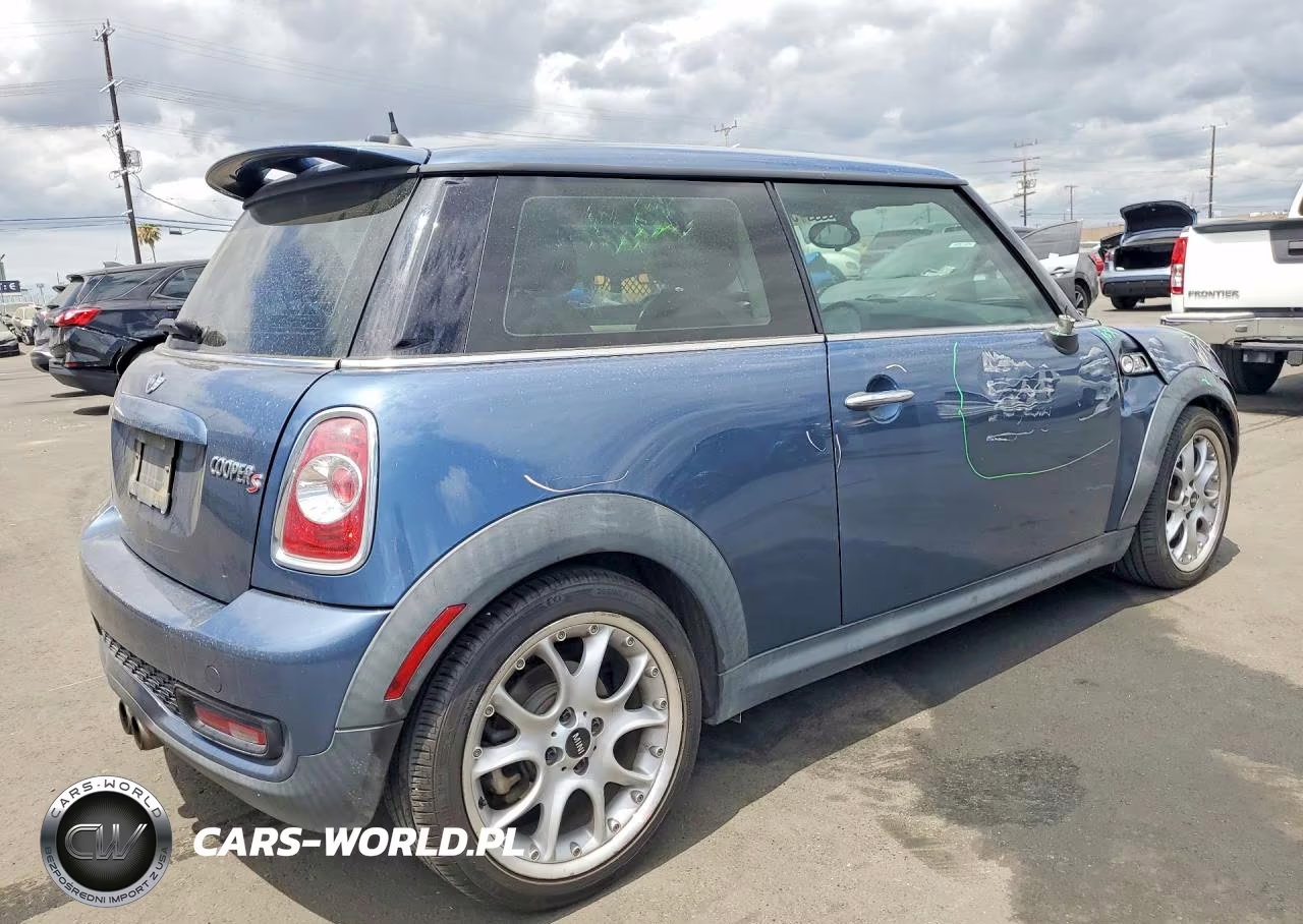 2011 Mini Cooper S VIN:WMWSV3C52BTY12434 - 3