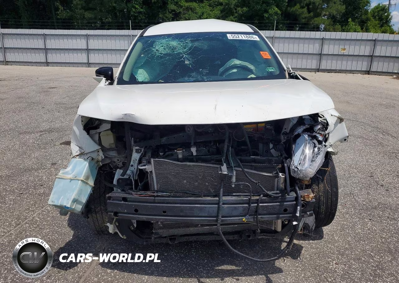 2015 Nissan Rogue S VIN:KNMAT2MT3FP566827 - 5