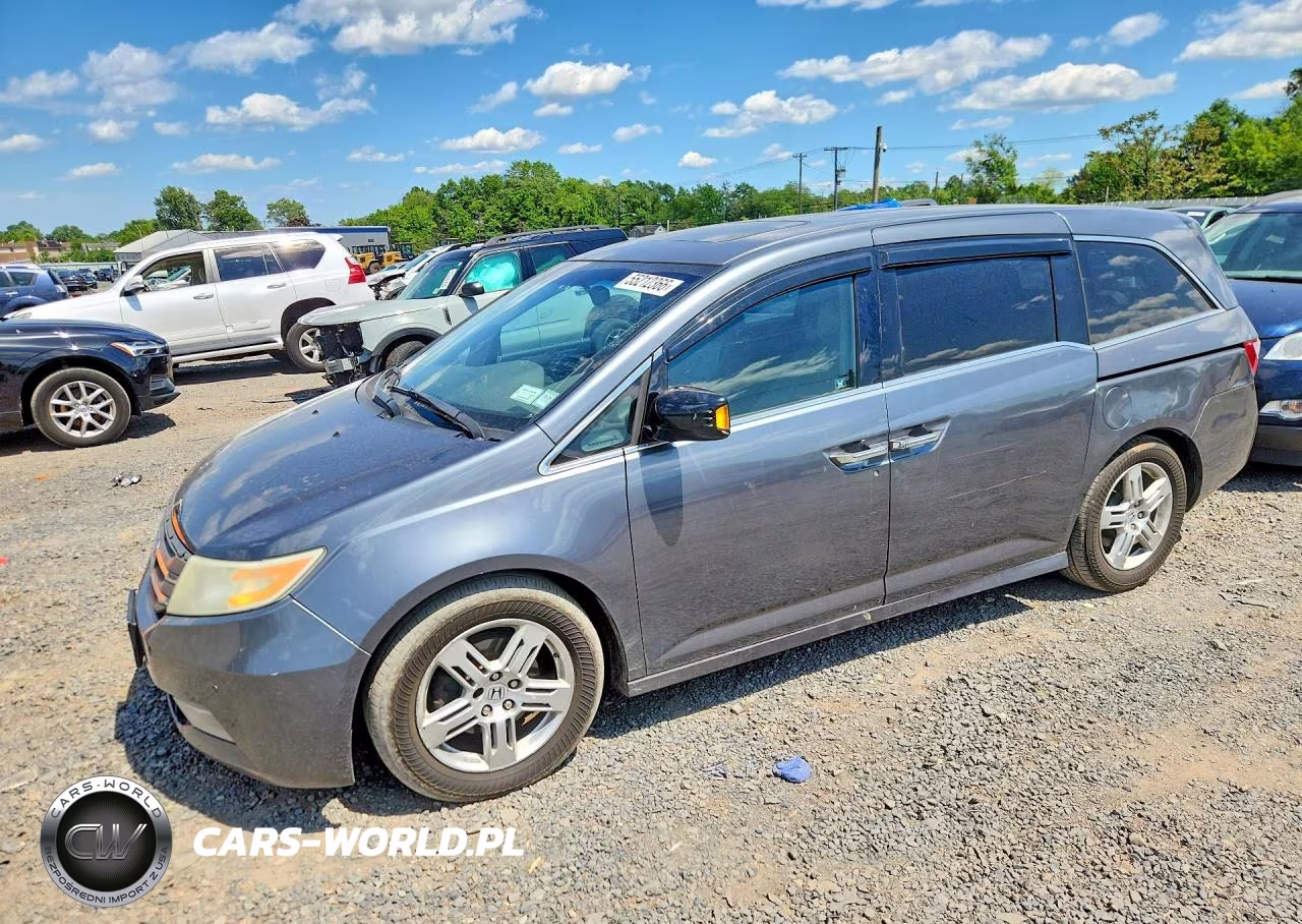 2011 Honda Odyssey Touring-Touring Elite