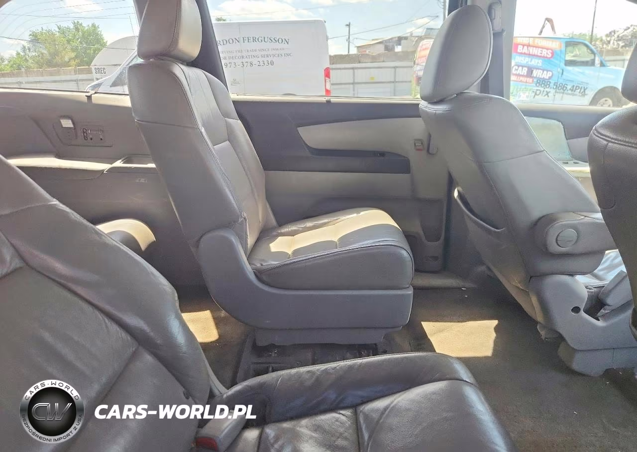 2011 Honda Odyssey Touring-Touring Elite VIN:5FNRL5H94BB025387 - 11