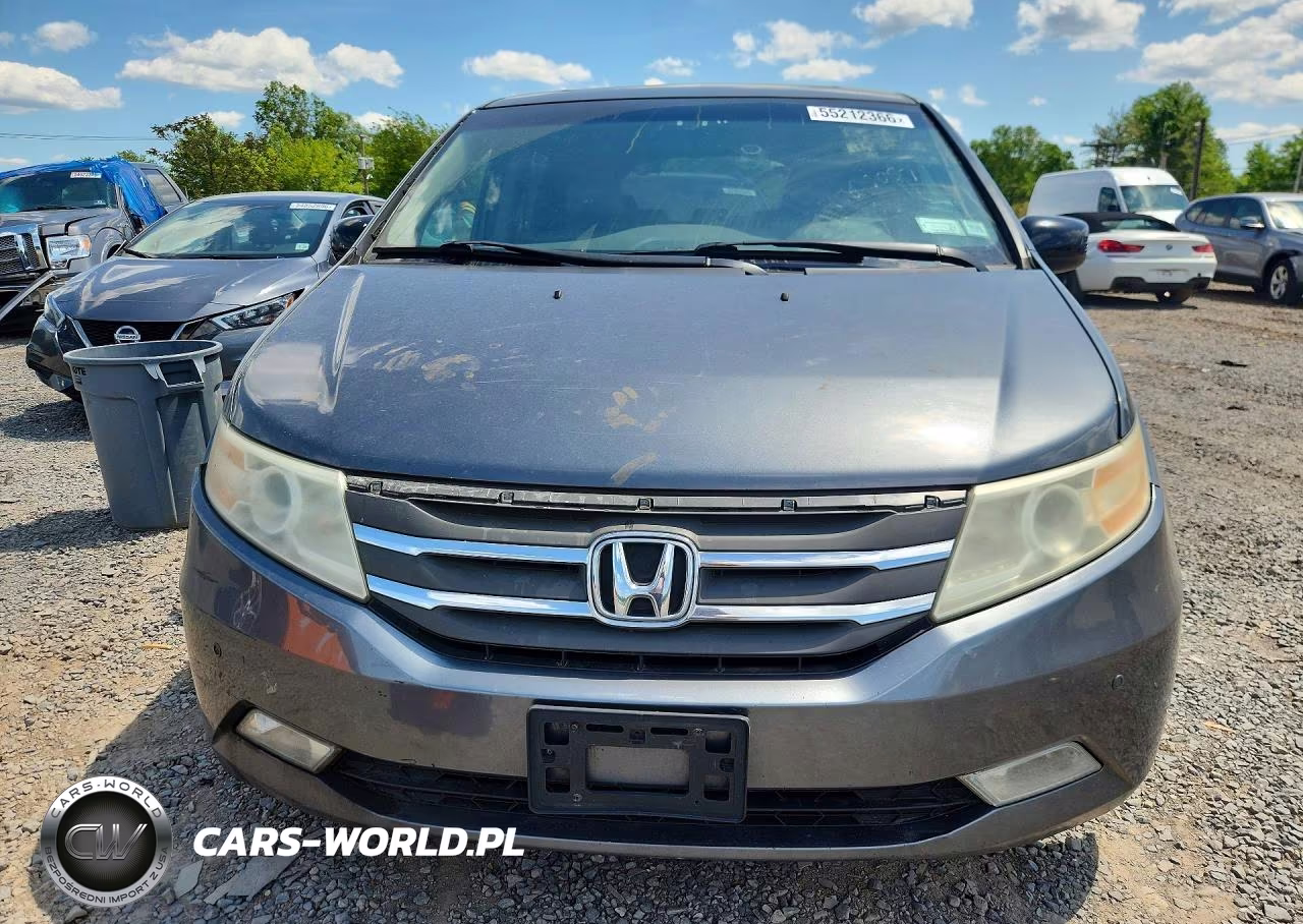 2011 Honda Odyssey Touring-Touring Elite VIN:5FNRL5H94BB025387 - 5