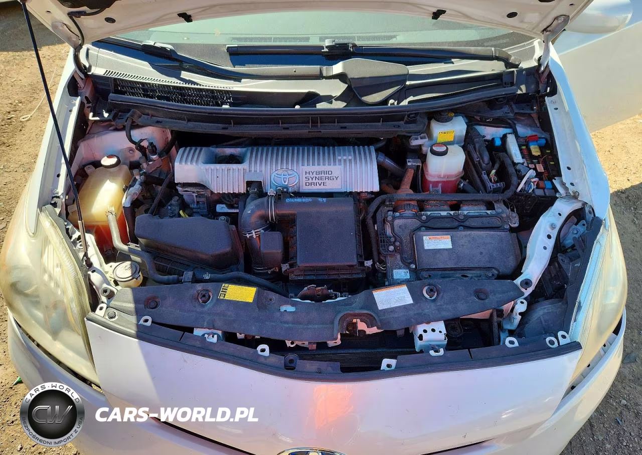 2015 Toyota Prius Two VIN:JTDKN3DU9F1928045 - 11