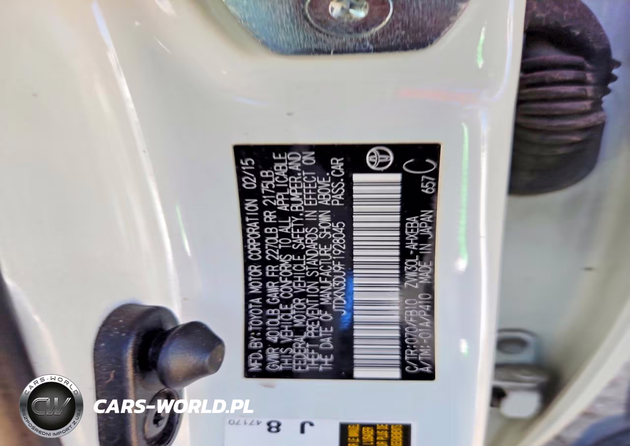 2015 Toyota Prius Two VIN:JTDKN3DU9F1928045 - 12