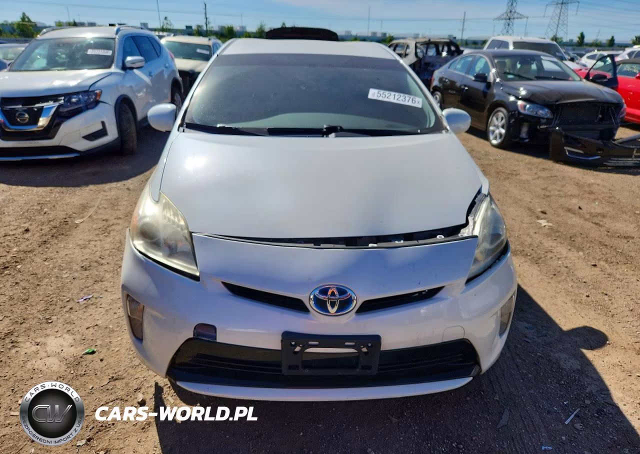 2015 Toyota Prius Two VIN:JTDKN3DU9F1928045 - 5