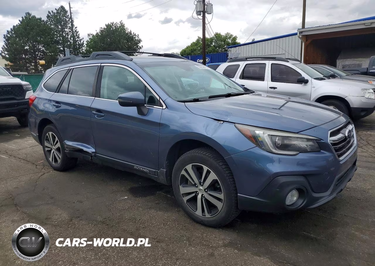2018 Subaru Outback 2.5I Limited VIN:4S4BSANC5J3316582 - 4