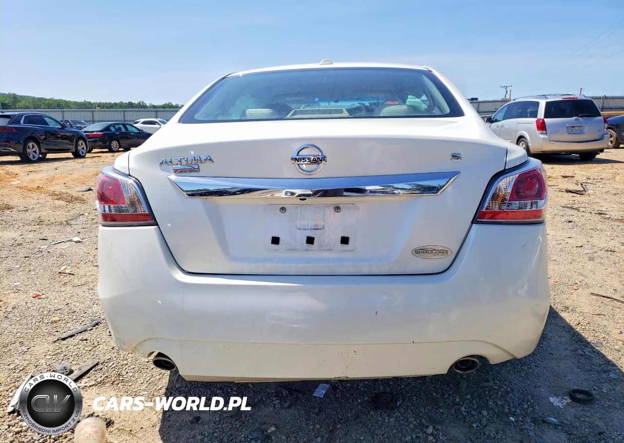 2015 Nissan Altima 2.5 S VIN:1N4AL3AP9FC141641 - 6