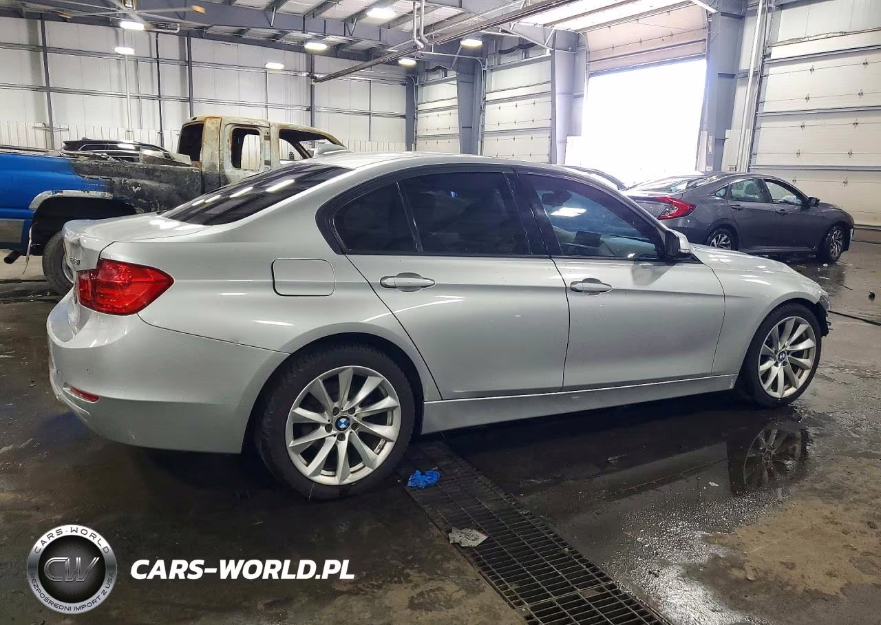 2013 BMW 328 I VIN:WBA3A5G58DNP20550 - 3