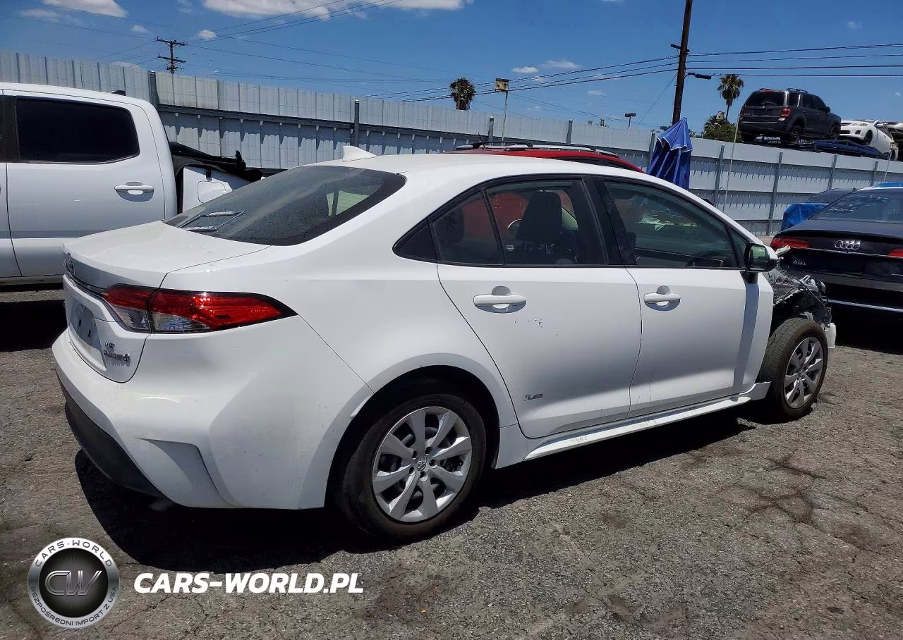 2024 Toyota Corolla Hybrid Le VIN:JTDBCMFE2RJ022325 - 3