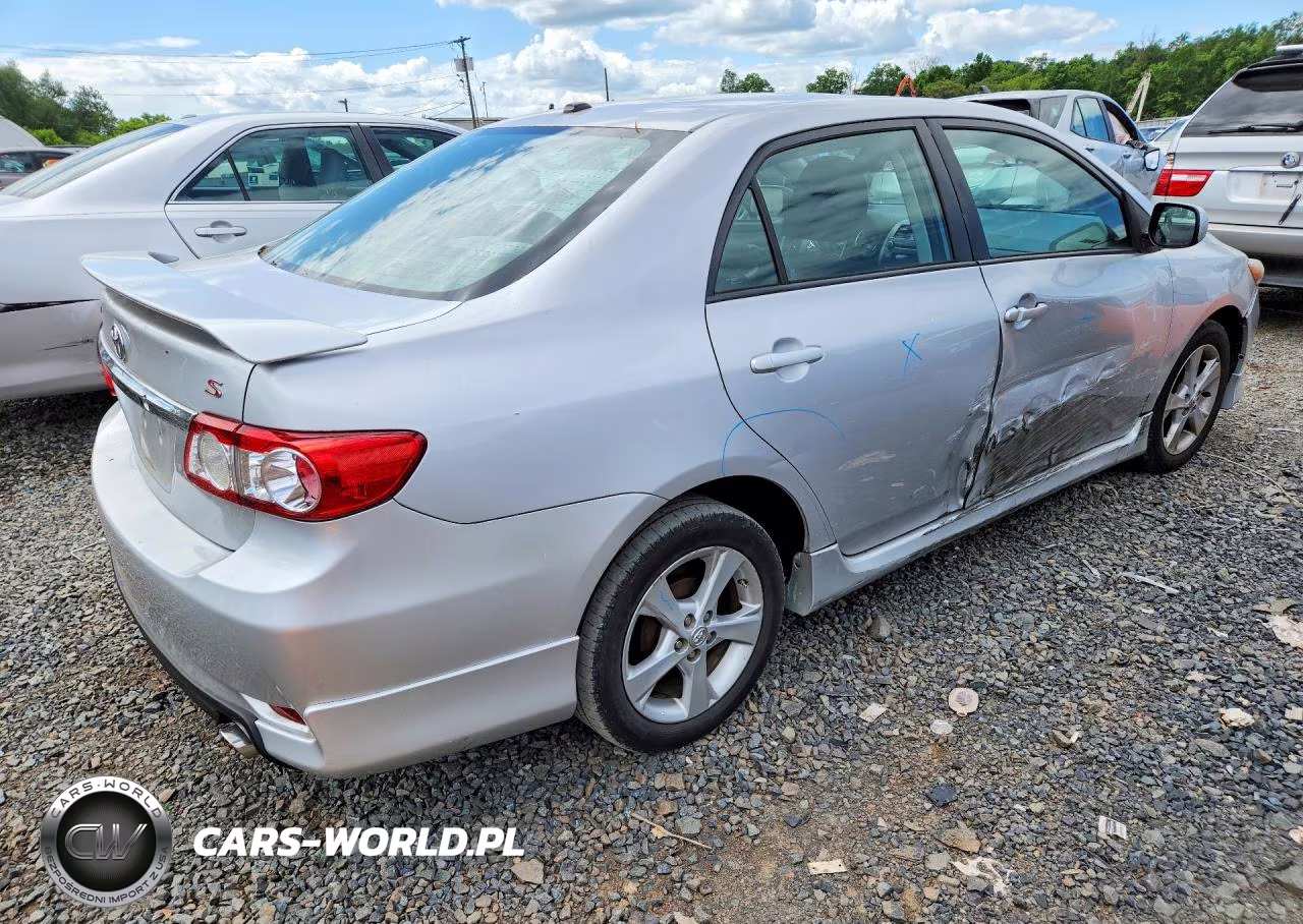 2011 Toyota Corolla S VIN:2T1BU4EE0BC653509 - 3