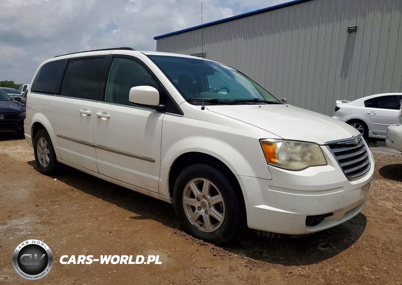 2010 Chrysler Town & Country Touring VIN:2A4RR5D13AR460543 - 4