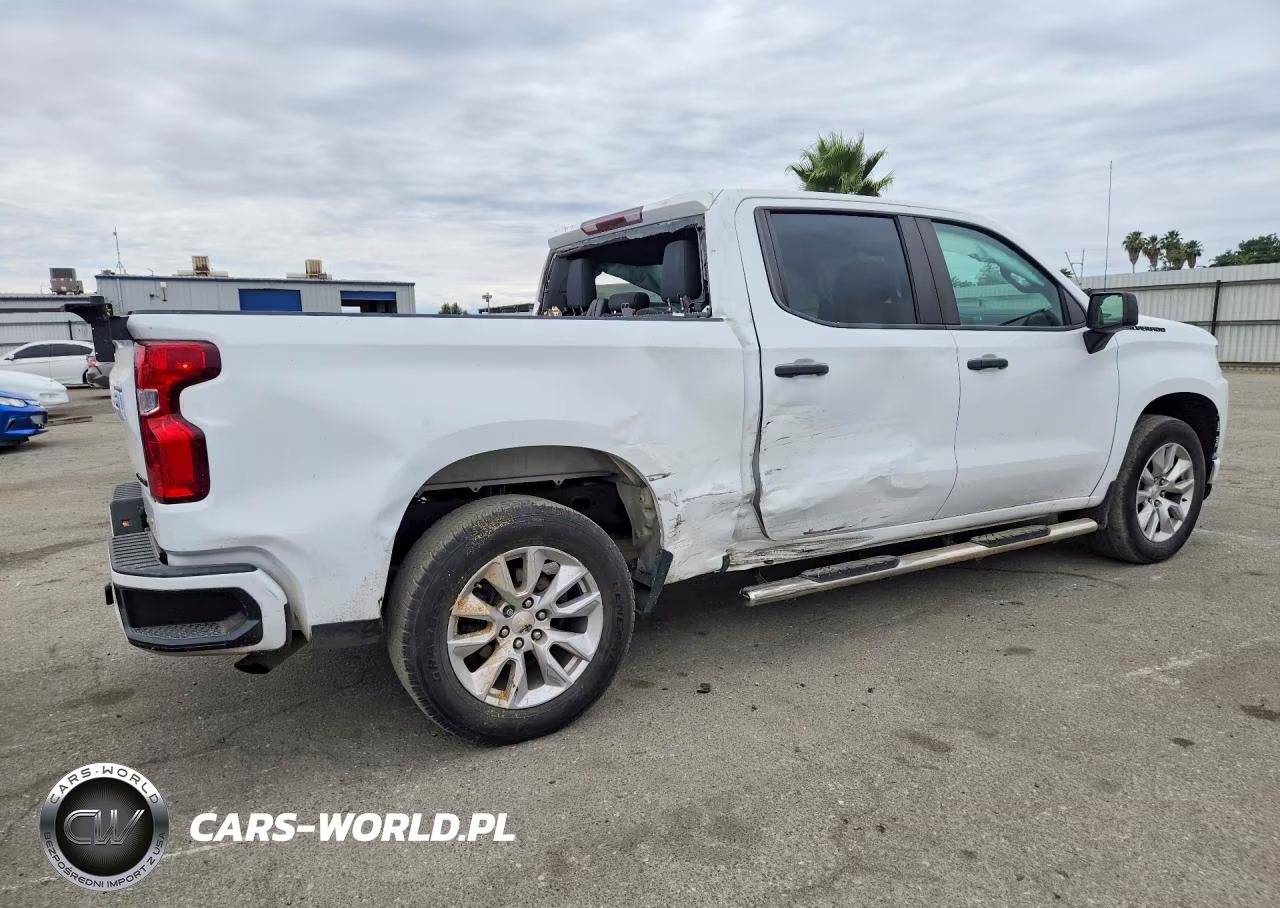 2021 Chevrolet Silverado C1500 Custom VIN:1GCPWBEKXMZ338056 - 3