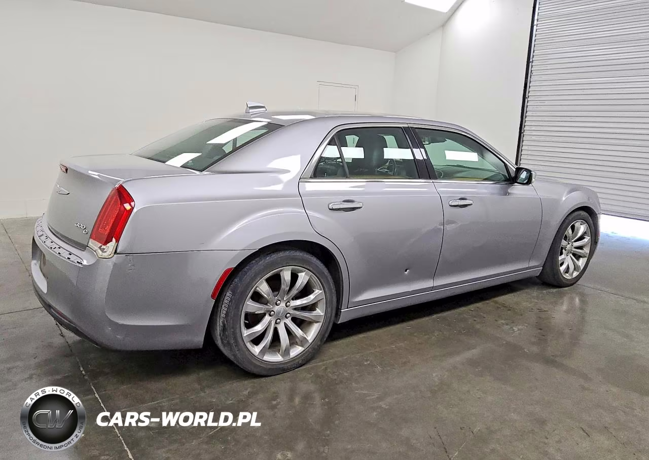 2017 Chrysler 300C VIN:2C3CCAEG9HH570378 - 3