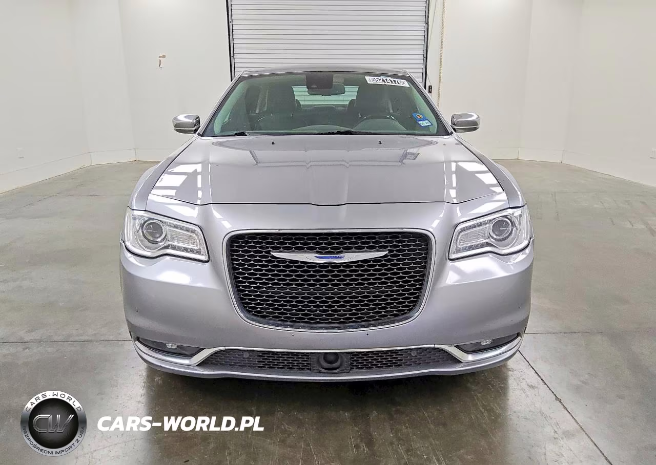 2017 Chrysler 300C VIN:2C3CCAEG9HH570378 - 5