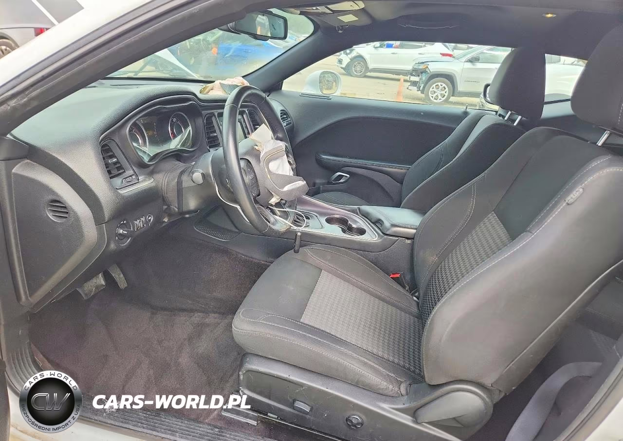 2016 Dodge Challenger Sxt VIN:2C3CDZAGXGH209547 - 7