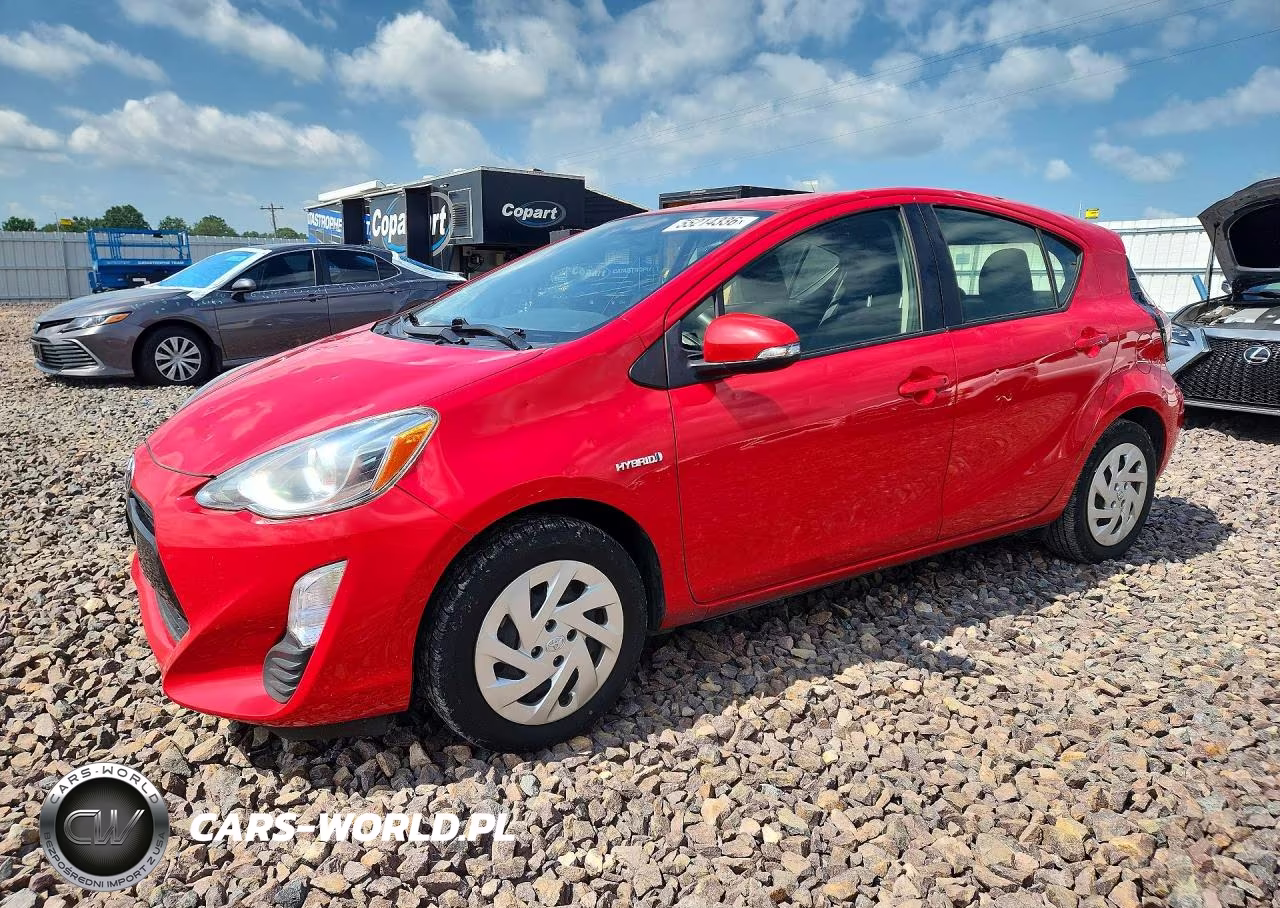 2016 Toyota Prius C Three
