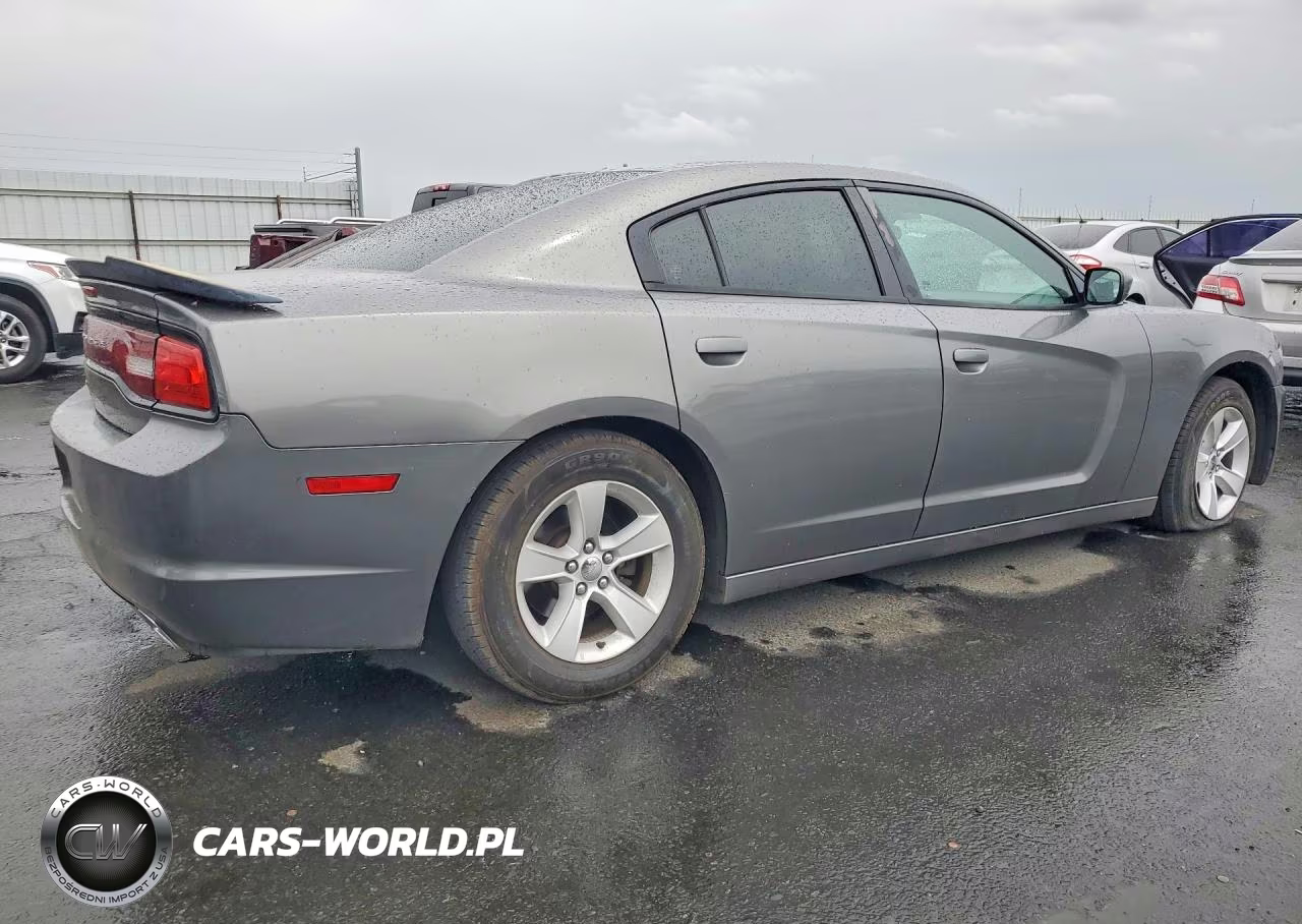 2011 Dodge Charger VIN:2B3CL3CGXBH587242 - 3