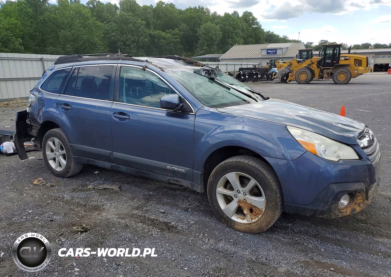 2014 Subaru Outback 2.5I Premium VIN:4S4BRBCC3E3218967 - 4
