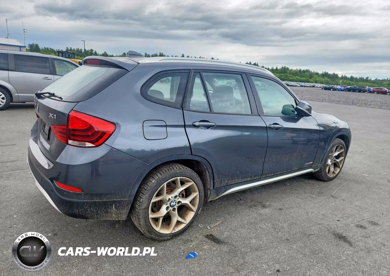 2015 BMW X1 xDrive28I VIN:WBAVL1C56FVY39234 - 3