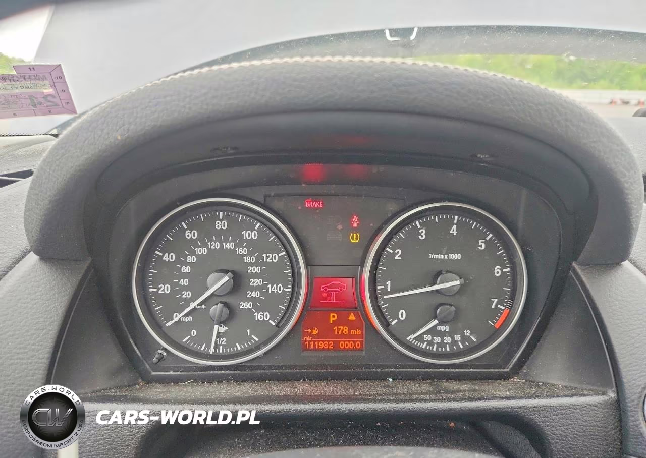 2015 BMW X1 xDrive28I VIN:WBAVL1C56FVY39234 - 9