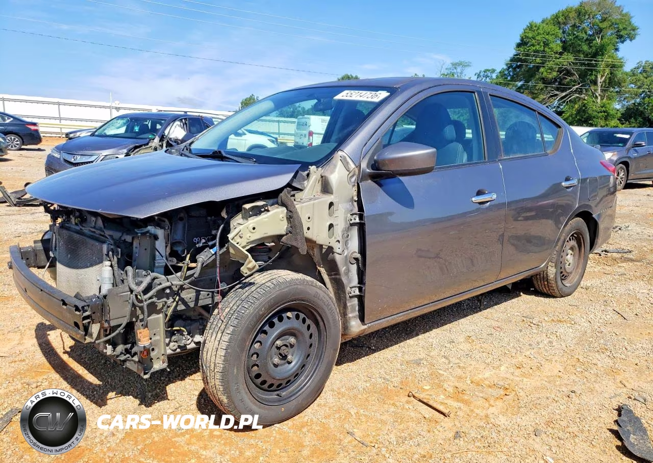 2016 Nissan Versa 1.6 Sv