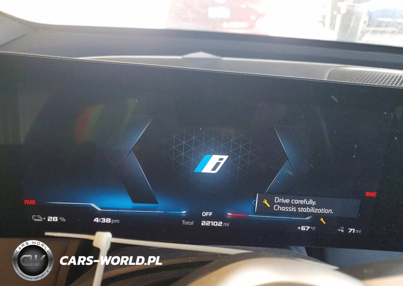 2024 BMW Ix M60 VIN:WB533CF01RCP20928 - 9
