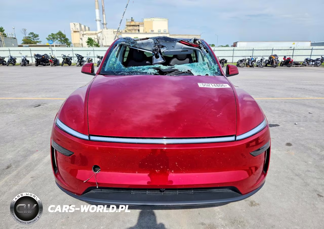 2026 Tesla Model Y VIN:7SAYGDEE7TF558348 - 5