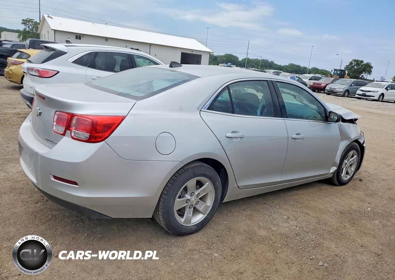 2014 Chevrolet Malibu Ls VIN:1G11A5SL2EF285707 - 3