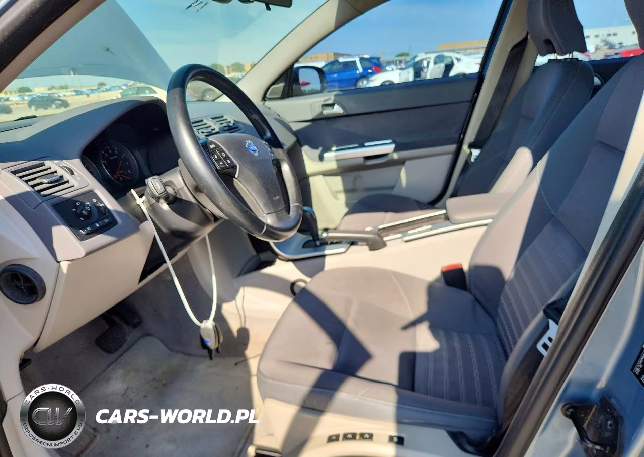 2010 Volvo V50 2.4I VIN:YV1382MW8A2568674 - 7