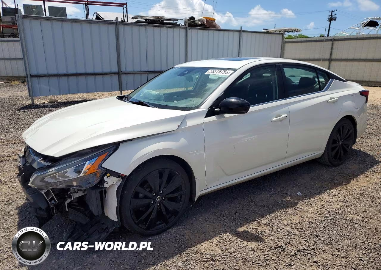 2022 Nissan Altima Sr – zdjęcie 1 z 13