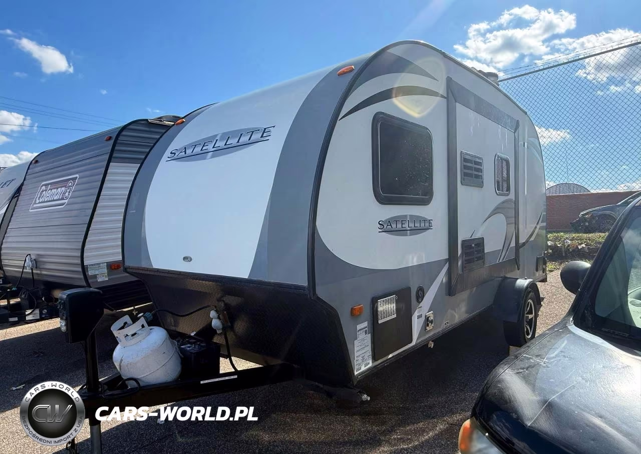 2017 Starcraft Satellite 17 Rb Rvs Slide-In Camper VIN:1SABS0AJ8H2VA5297 - 2