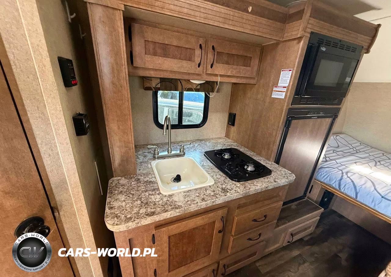 2017 Starcraft Satellite 17 Rb Rvs Slide-In Camper VIN:1SABS0AJ8H2VA5297 - 6