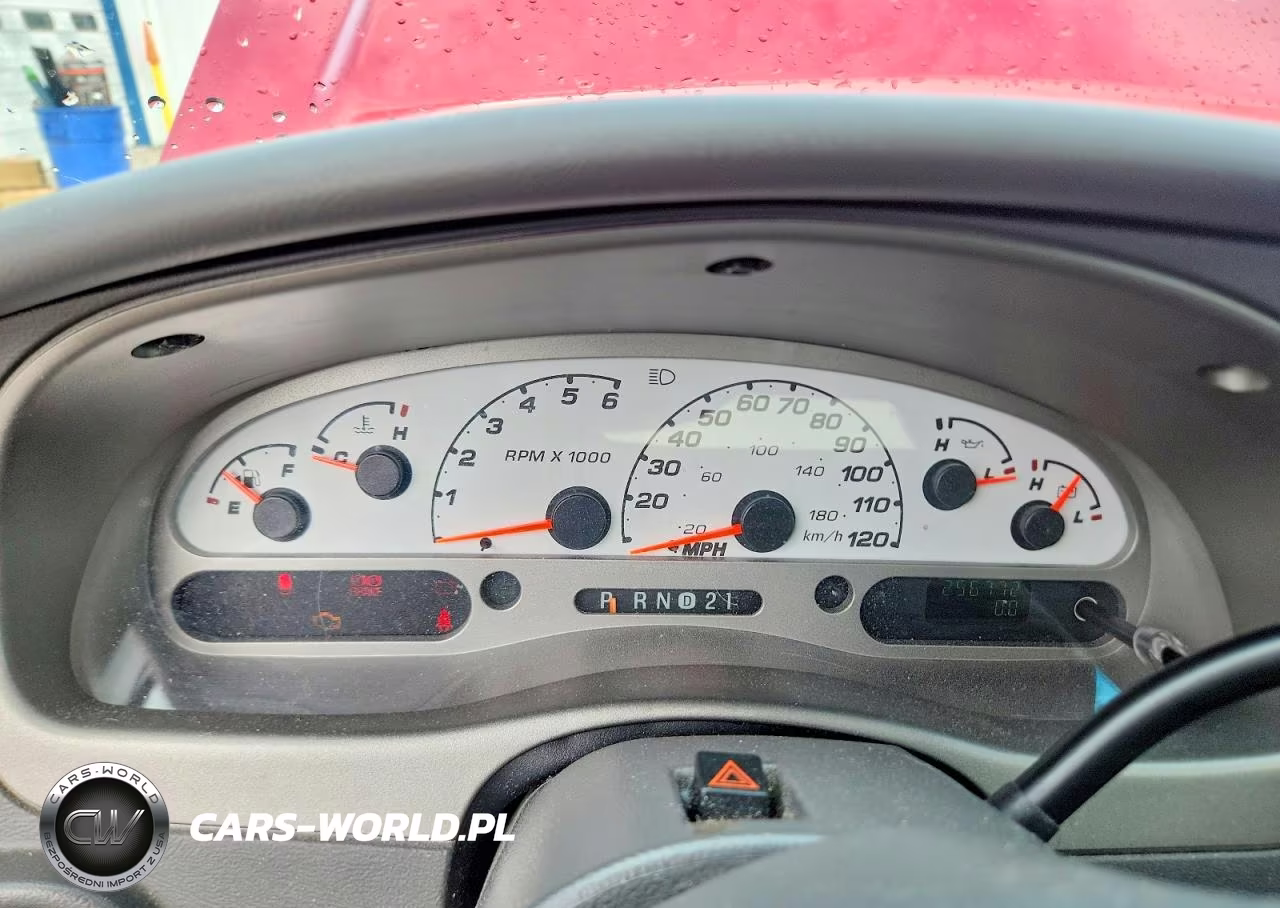 2005 Ford Explorer Sport Trac VIN:1FMZU67K45UA17479 - 12