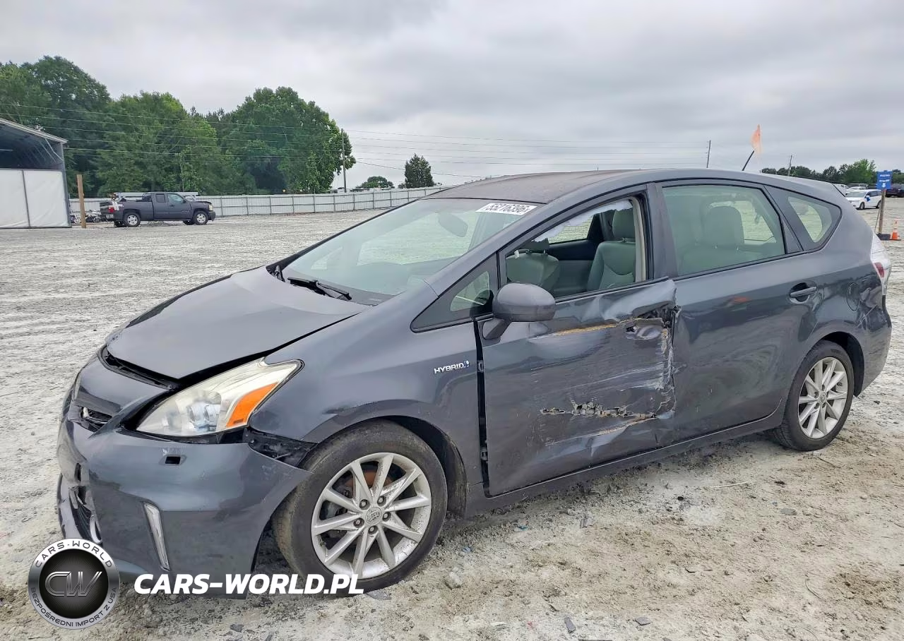 2013 Toyota Prius V Five – zdjęcie 1 z 12
