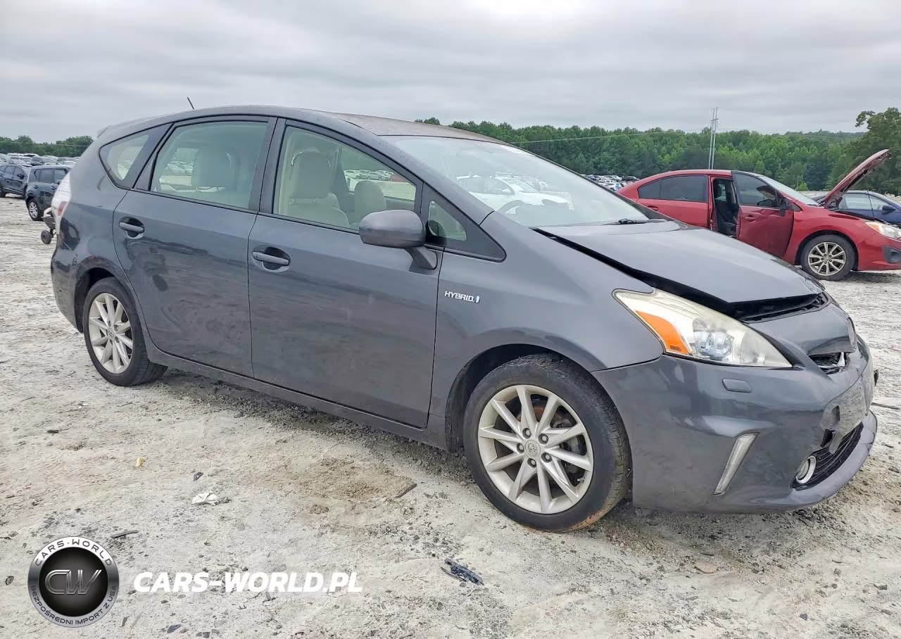 2013 Toyota Prius V Five VIN:JTDZN3EU4D3255194 - 4