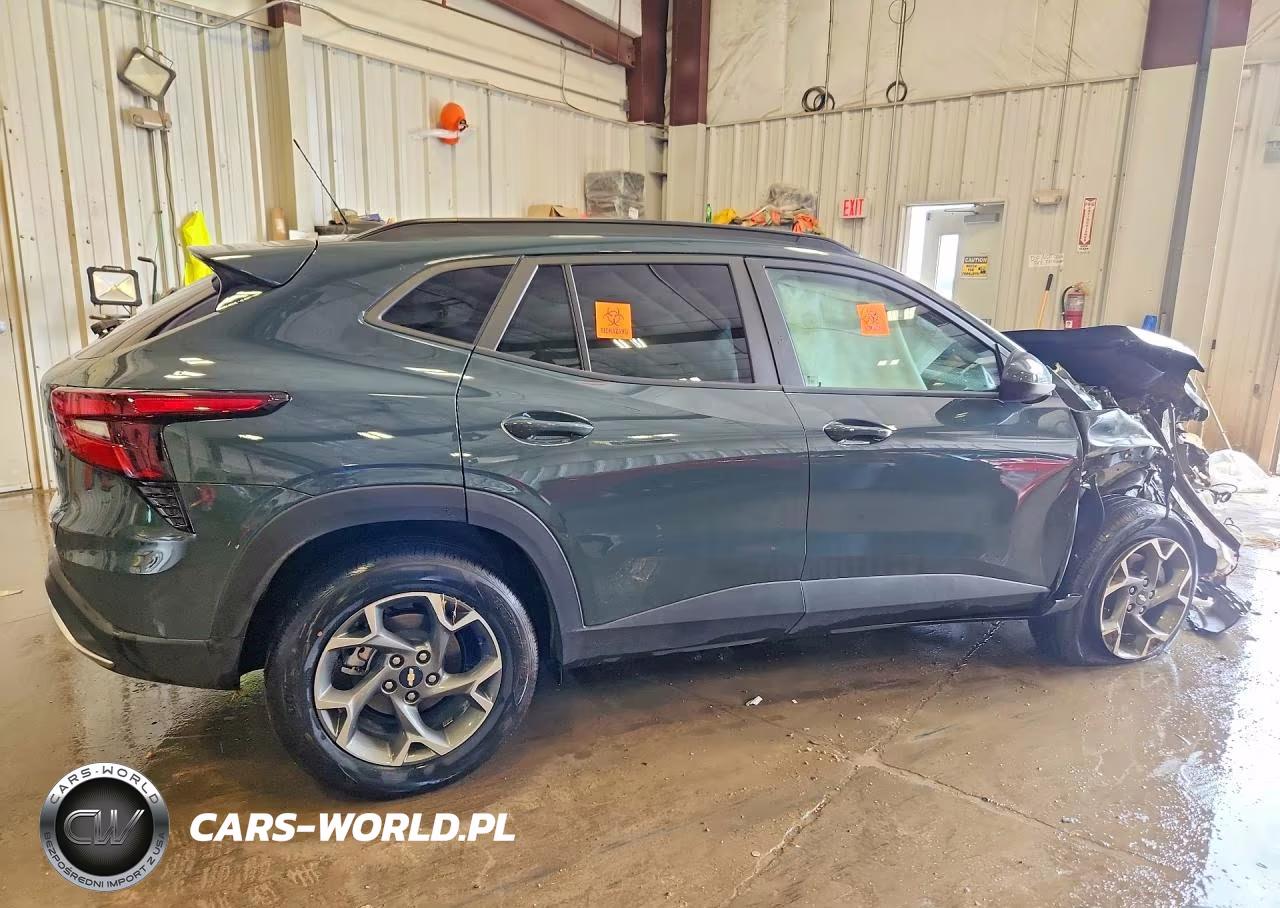 2025 Chevrolet Trax 1Lt VIN:KL77LHEP1SC321828 - 3