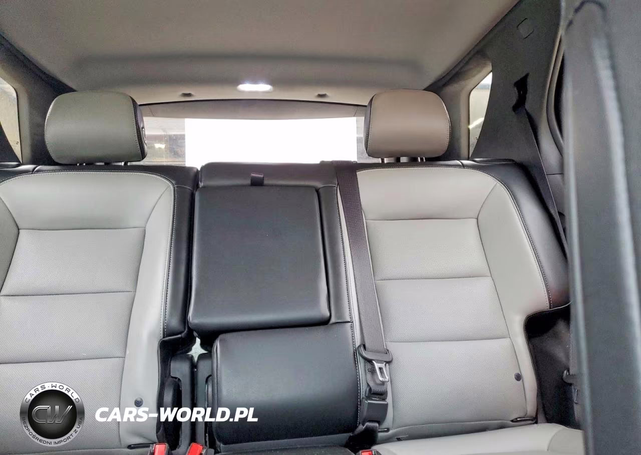 2019 Chevrolet Equinox Premier VIN:3GNAXYEX9KS617372 - 10