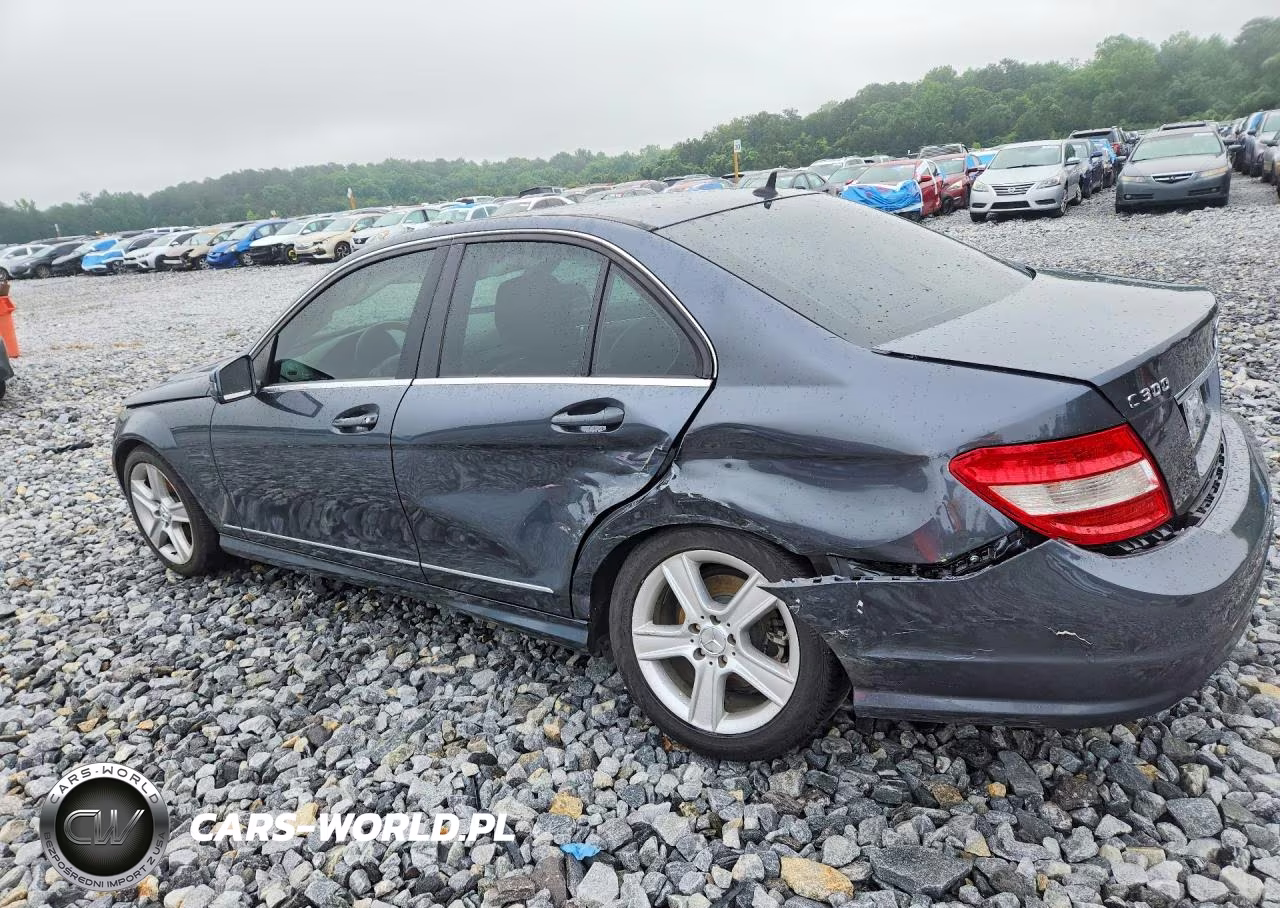 2011 Mercedes-Benz C 300 VIN:WDDGF5EB1BA484025 - 2