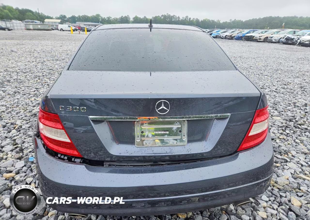 2011 Mercedes-Benz C 300 VIN:WDDGF5EB1BA484025 - 6