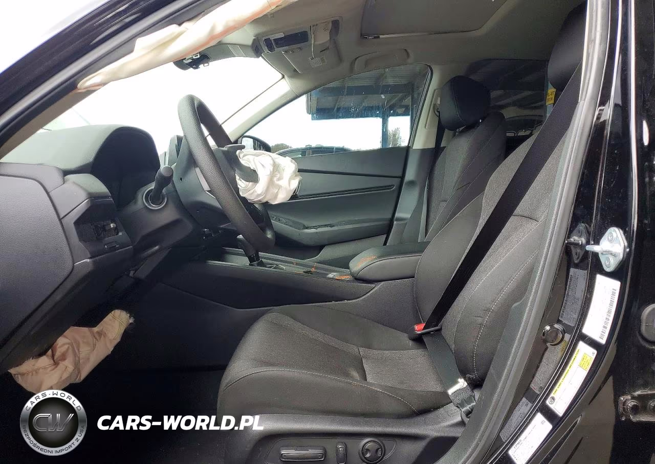 2025 Honda Accord Se VIN:1HGCY1F4XSA063806 - 7