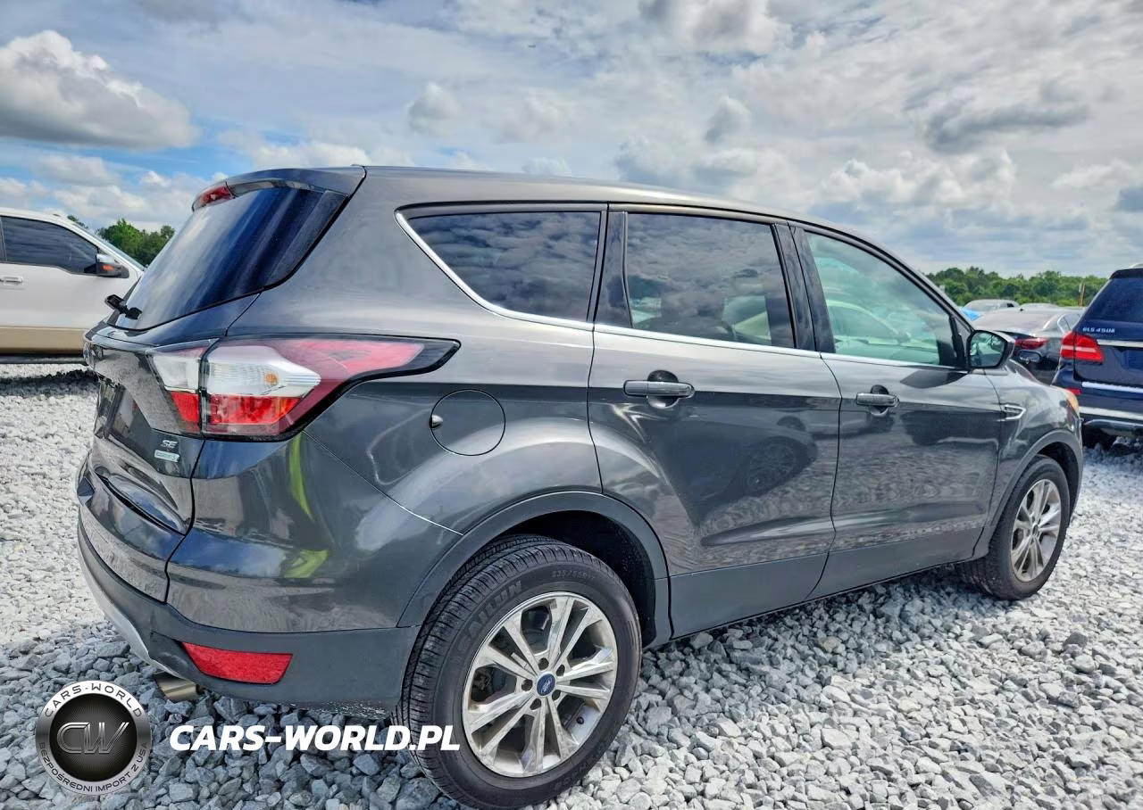 2017 Ford Escape Se VIN:1FMCU0GD1HUA52991 - 3