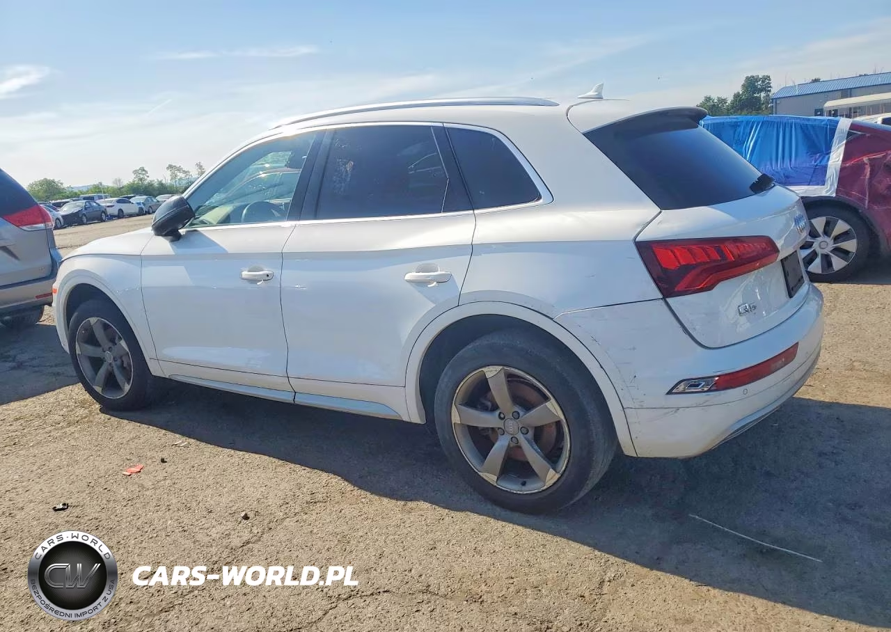 2018 Audi Q5 Premium Plus VIN:WA1BNAFY8J2057351 - 2