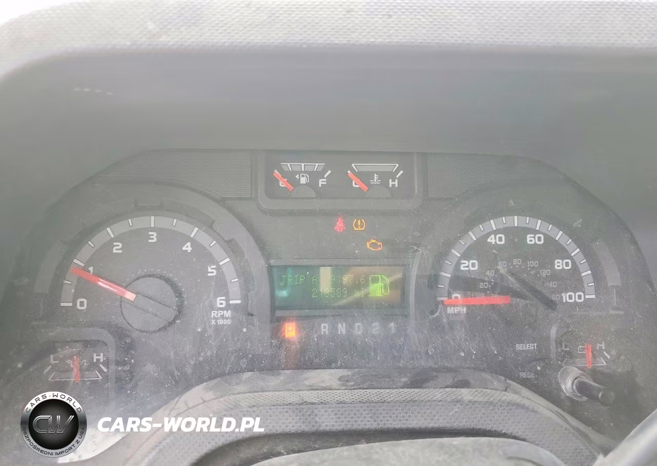 2011 Ford Econoline E250 Van VIN:1FTNE2EL3BDB39069 - 9
