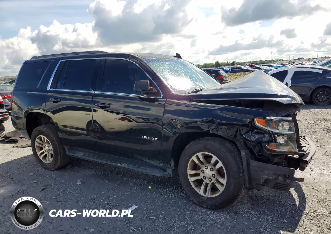 2018 Chevrolet Tahoe Ls VIN:1GNSCAKC2JR175979 - 4